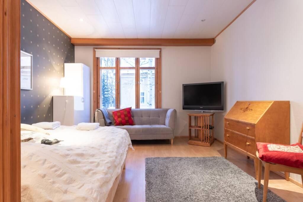 Cozy 1 Bedroom Apt And Free Parking By The Railway Station Oulu Dış mekan fotoğraf